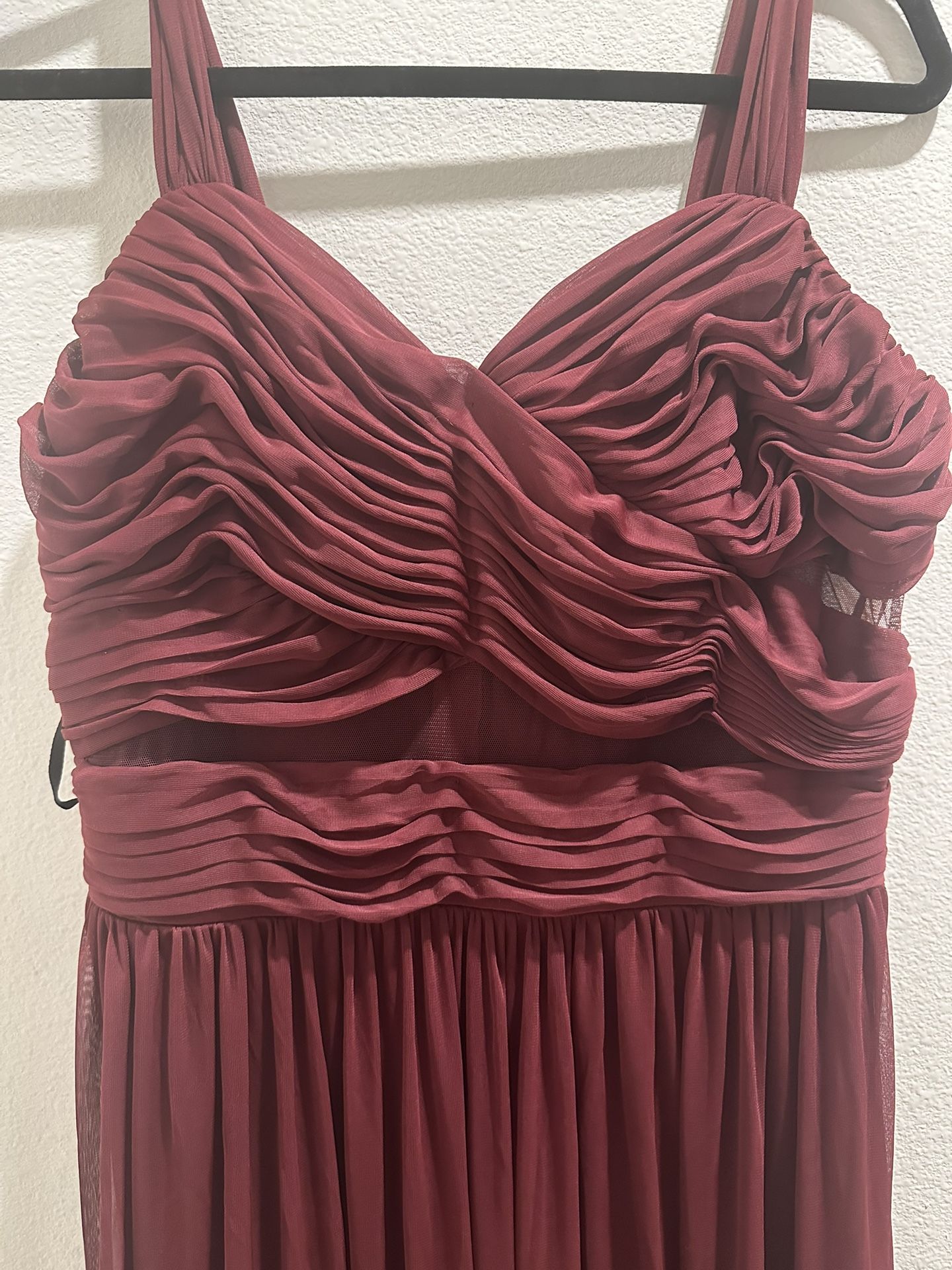 Burgundy Used Maxi Cocktail Dress Eva Size 2XL Burgundy Used Maxi Cocktail Dress Eva Size 2XL