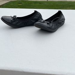 Girls Black Flat Shoes Size 3