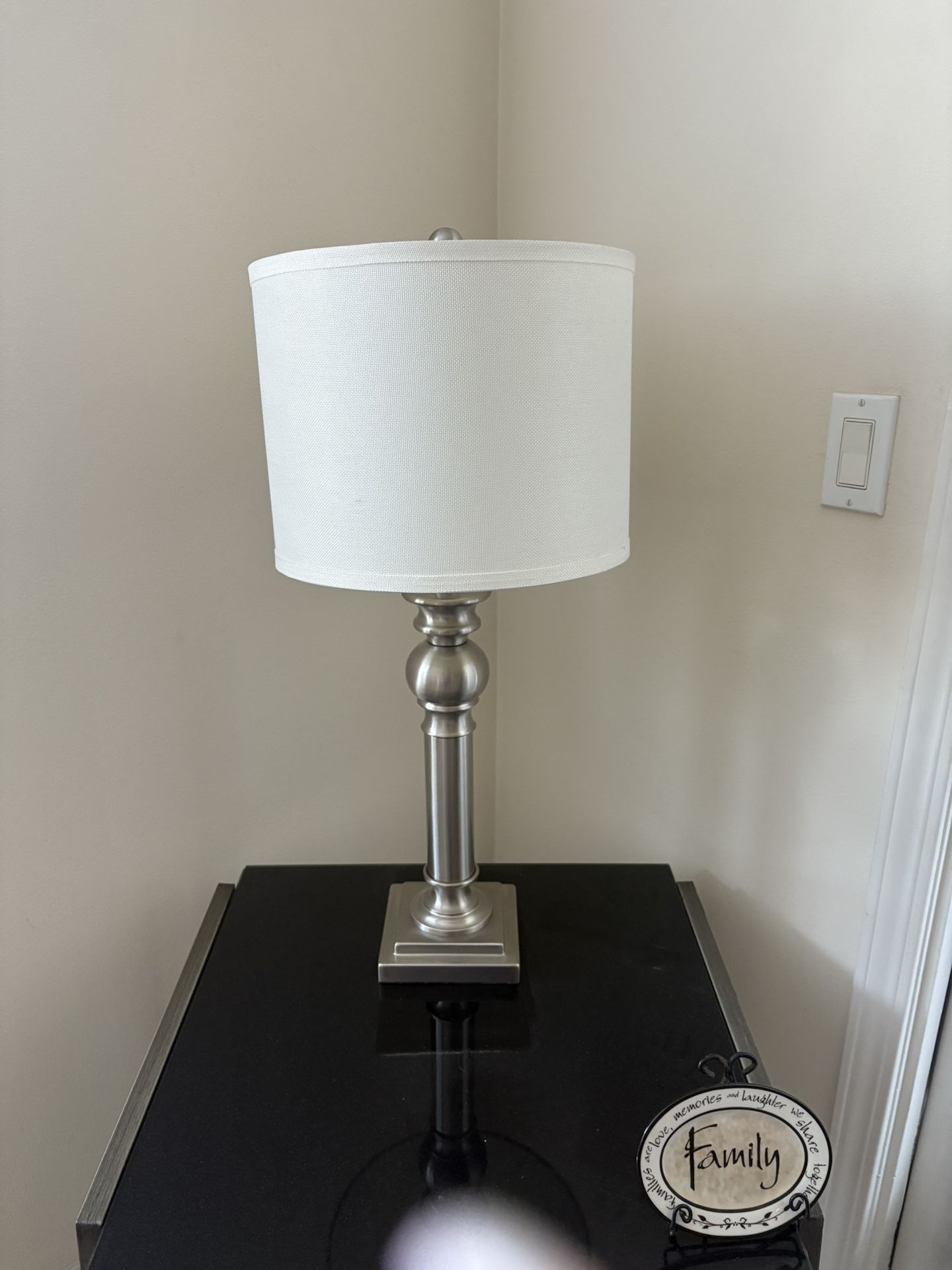 2 Living Room Lamps