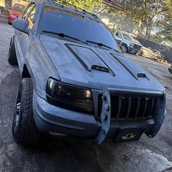 1999 Jeep Grand Cherokee