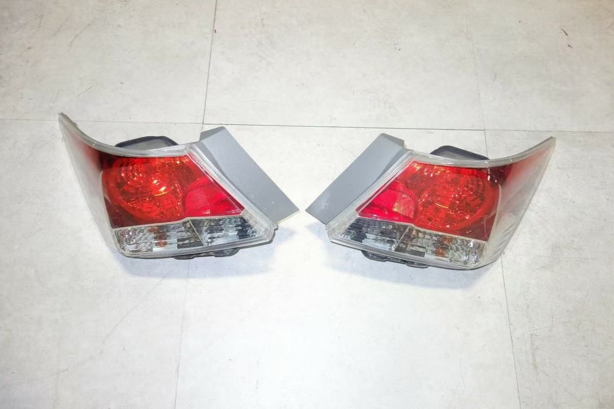2008-2012 GENUINE HONDA INSPIRE CP3 OEM TAIL LIGHTS TAIL LAMPS 4 DOOR 