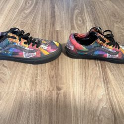 Vans Art Print Sneakers – Size 7M – Rare Design