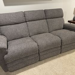 La-Z-Boy Reclining Sofa