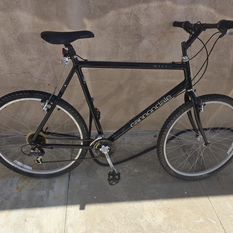 Cannondale m300 mountain bike hotsell