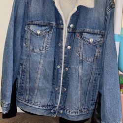 Levi's Jean Jacket Men's Small 