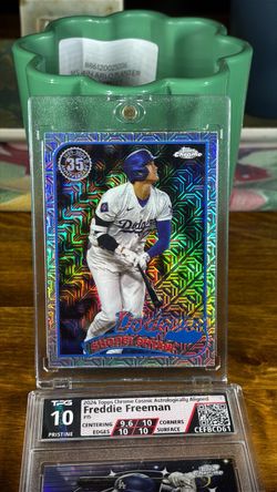 2024 Topps Chrome Shohei Ohtani Dodgers Mojo Refractor Card