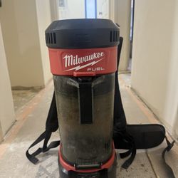Milwaukee Backpack Vacumm