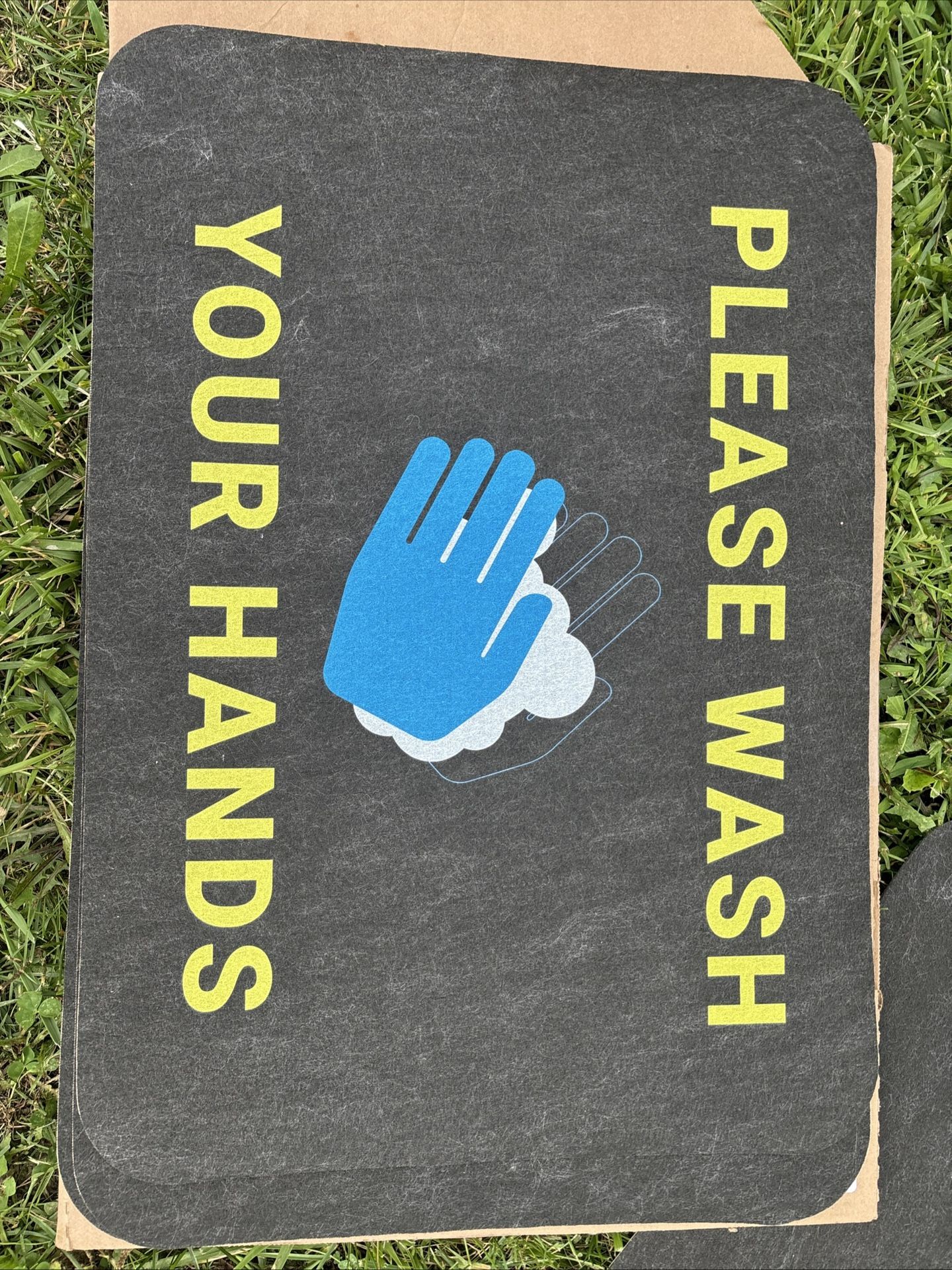 Pig Floor Sign, Black Wash Hands 4/Box - GMM21001-BK