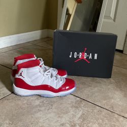 Air Jordan 11 Retro “cherry”