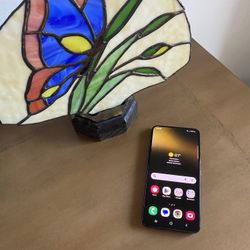 Samsung Galaxy S22 ( Unlocked) Great Condition 128gb Black Color