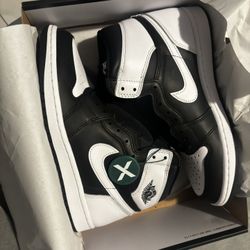 OG Black & White Jordan 1s High | Size 8