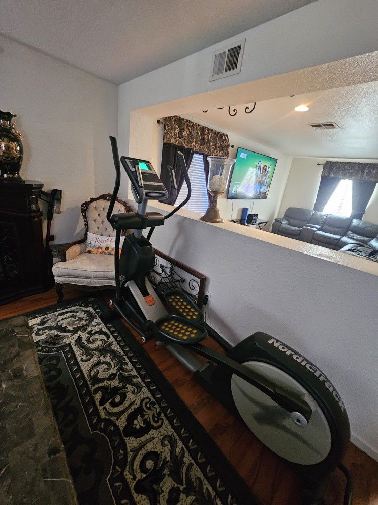 NordicTrack ELLIPTICAL