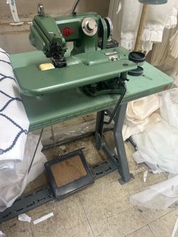 Máquina de Coser solo para hacer Bastillar