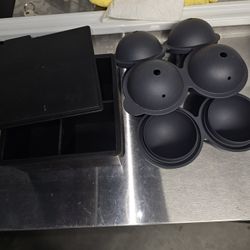 Silicone Square And Round Ice Cube Molds