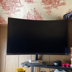 27” Curved Samsung Monitor 
