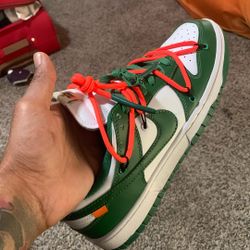  Oregon Off Whites SB’s