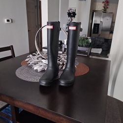 Women's hunter boots, Size 7
