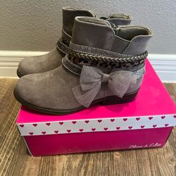 Girl Boots