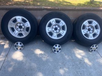 2007 1500 Chevy Silverado OEM wheels