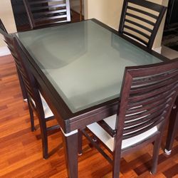 Dining Table And 6 Chairs