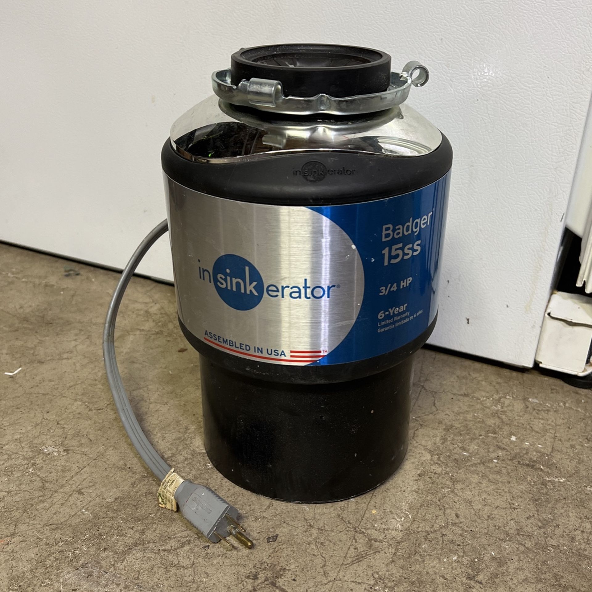 Badger 15ss 3/4-HP Continuous Feed Garbage Disposal