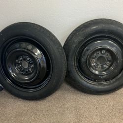 2020 Toyota Camry, spare tires and battery