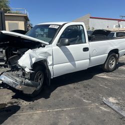 2005 SILVERADO PARTS PART OUT