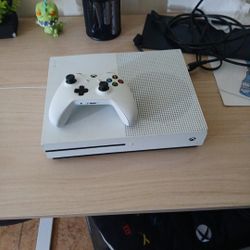 Xbox One  White