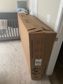 Brand New Queen Adjustable Base