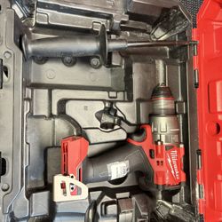 MILWAUKEE CORDLESS DRILL M18 FUEL