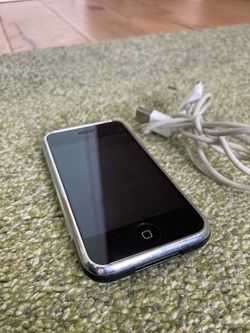 First Generation iPhone running ORIGINAL iOS 1.0 for Sale in First Generation iPhone running ORIGINAL iOS 1.0 for Sale in