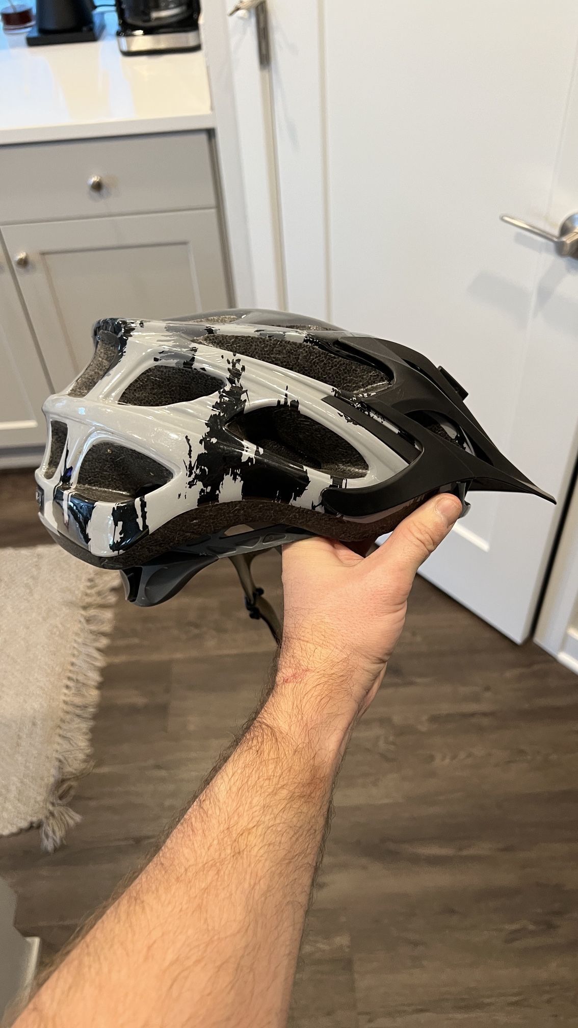 Specialized Medium Bike Helmet