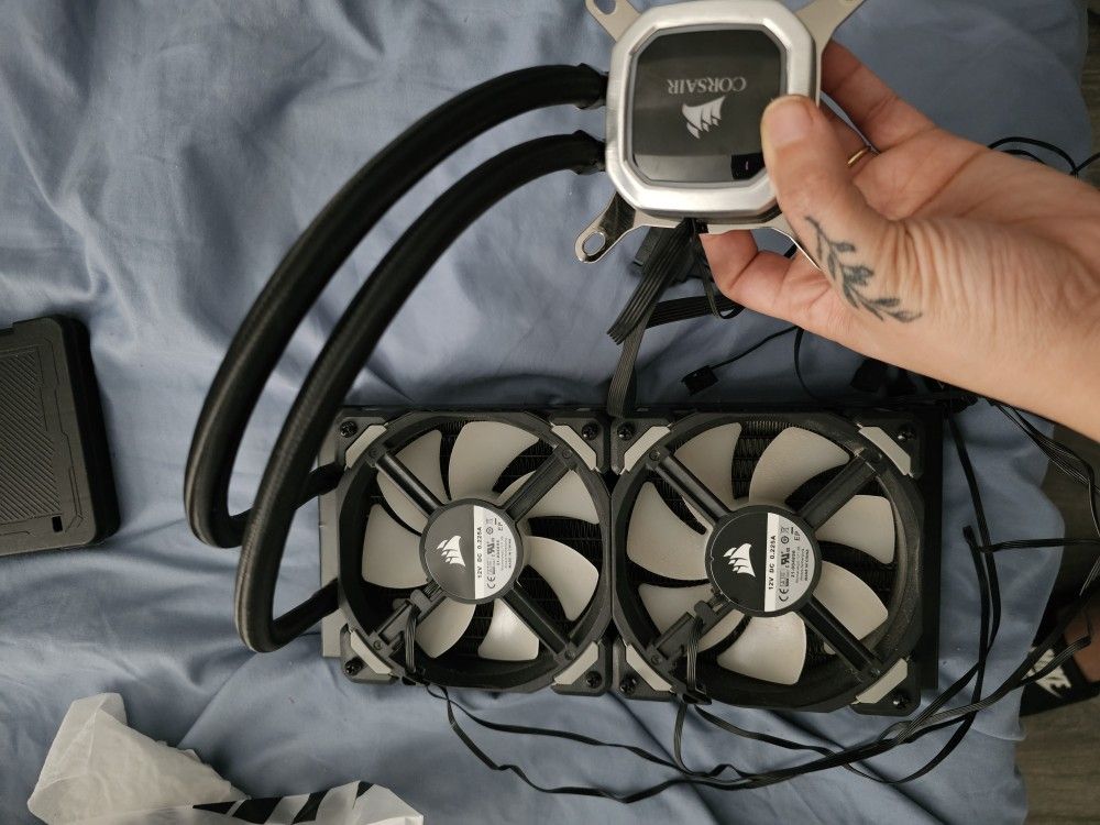 Corsair iCUE H100i
