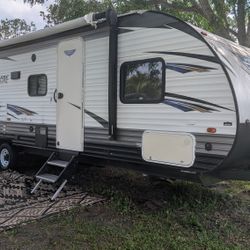 2018 Forest River 273QBXL