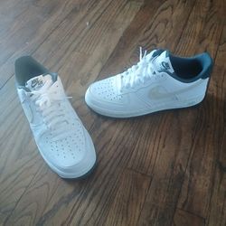 Nike Airforce 1 Brand New Size 9.5 $50