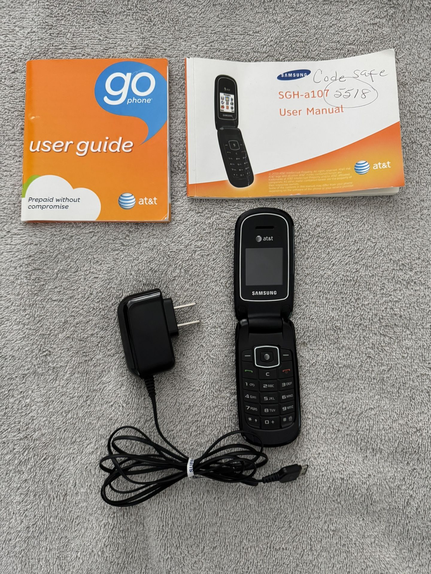Vintage Samsung SGH-A107 AT&T Cellular Flip Phone Silver and Black 