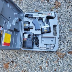 Senco battery screw gun