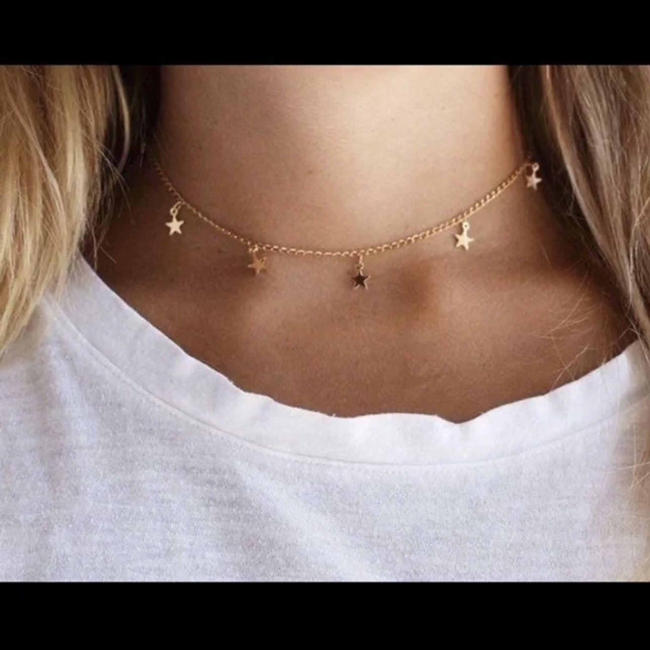Dainty Star Necklace Gold