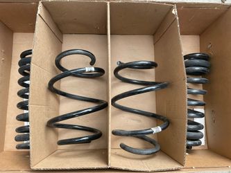 BMW M4 F82 OEM Springs Suspension
