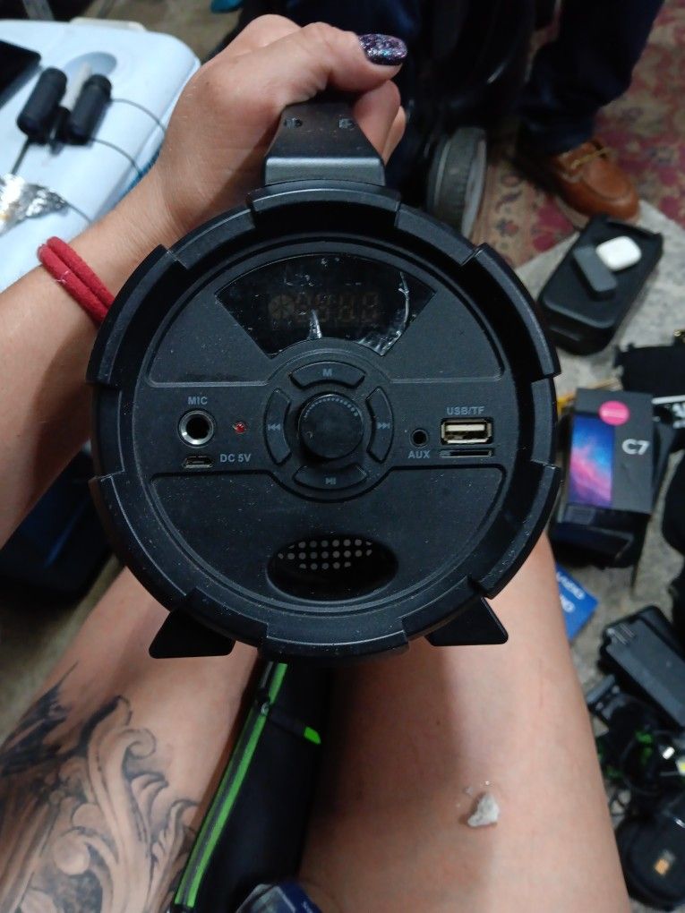 Polaroid Bluetooth Speaker