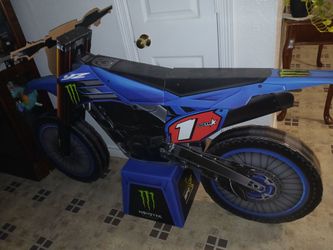 Dirt bike /monster energy