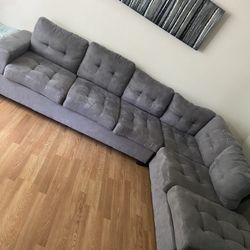 Sectional Sofa 