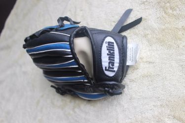 Franklin youth boy black/blue baseball gloves