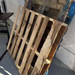 Wooden Pallets Free