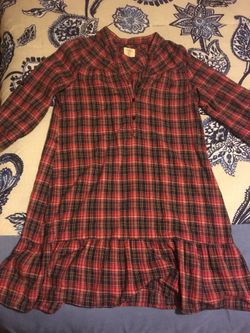 Women’s Size 8 H&M plaid long shirt/dress