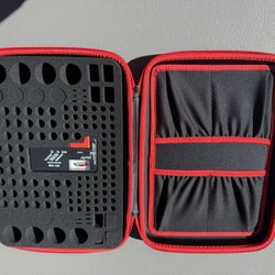 BATTERY STORAGE CASE