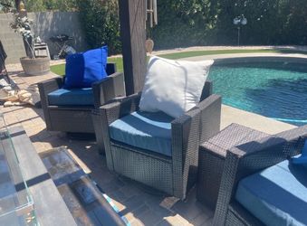 Outdoor Club Chairs w Cushions & 2 side tables
