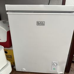 Black+Decker Freezer