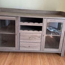 Shelf With Drawers - FREE