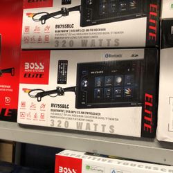 Boss Elite Bluetooth Stereo With Back Up Camera 